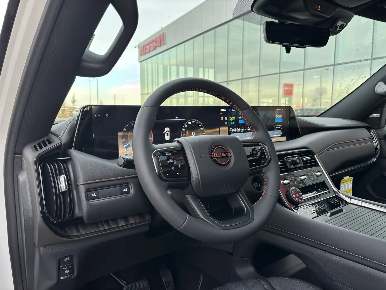 Nissan Armada снимка Nissan Armada