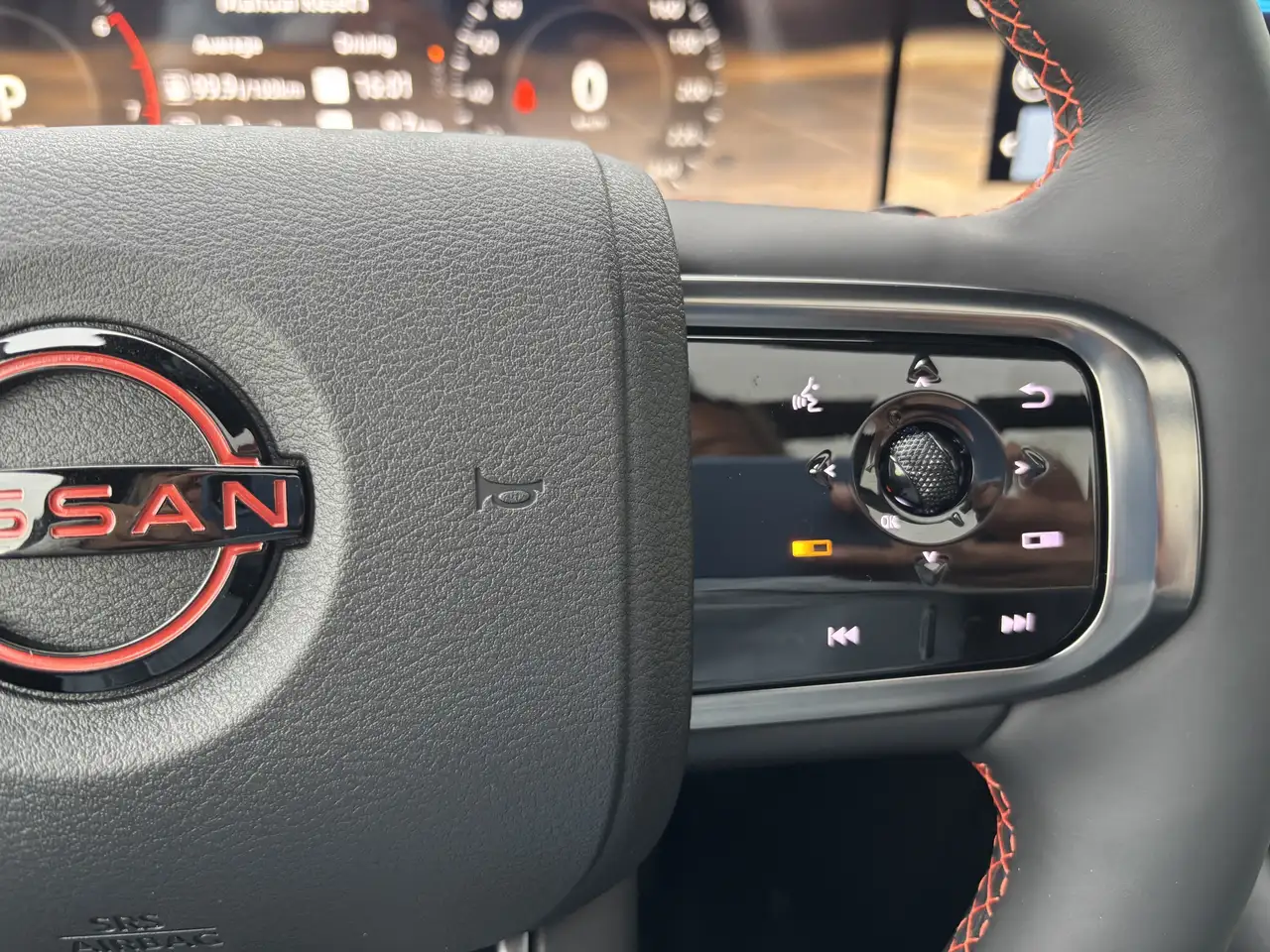 Nissan Armada снимка Nissan Armada