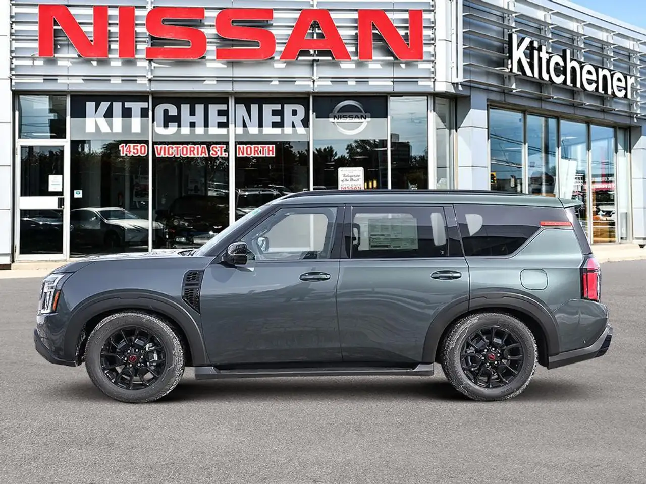 Nissan Armada снимка Nissan Armada