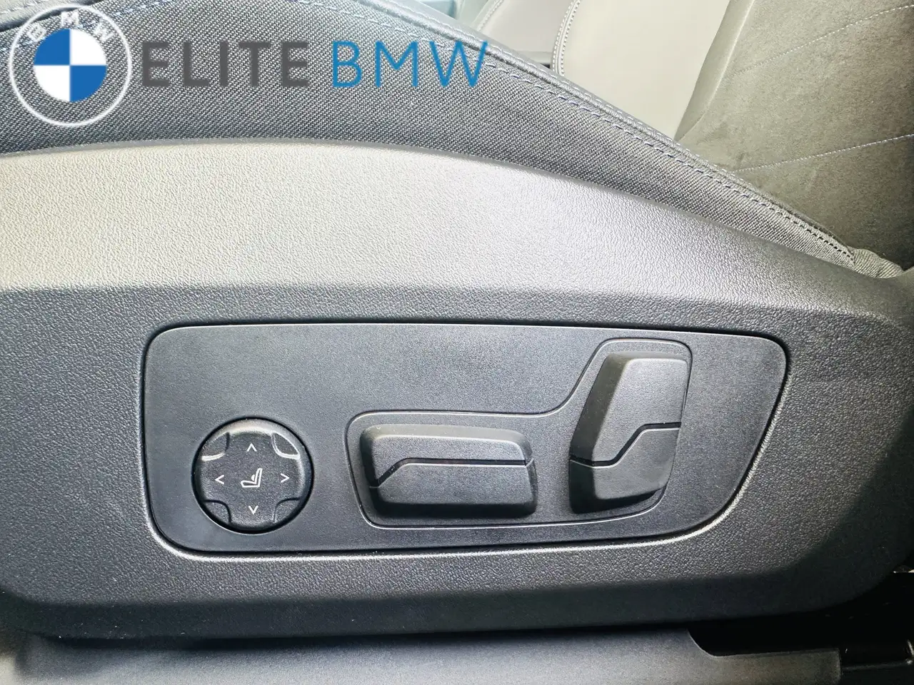 BMW X1 photo BMW X1