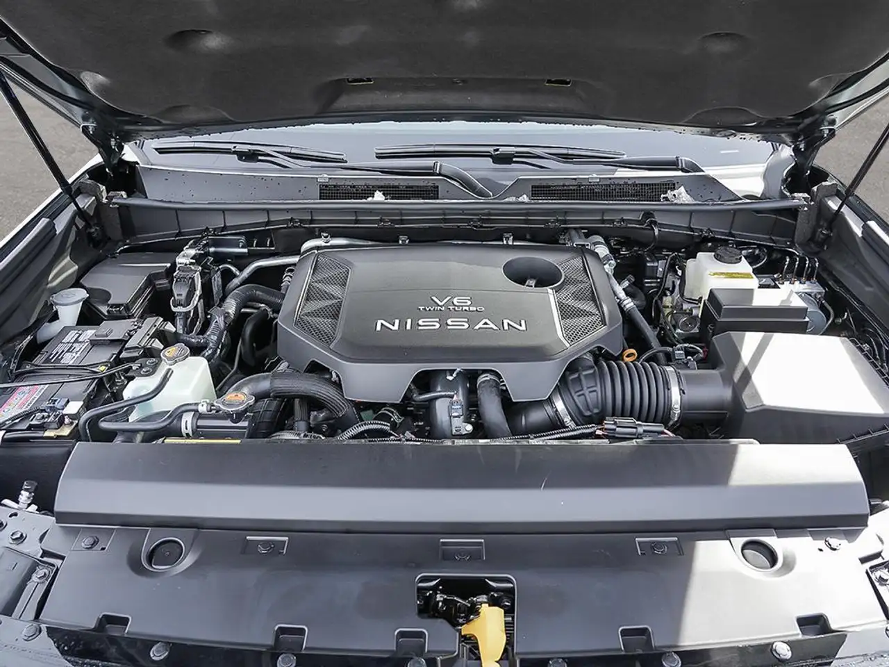 Nissan Armada снимка Nissan Armada