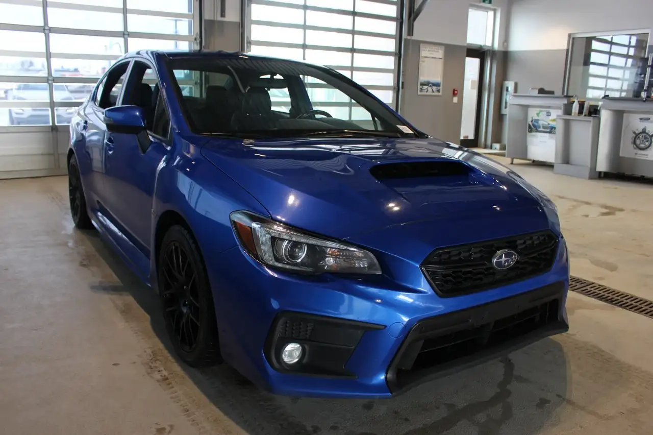 Subaru WRX снимка Subaru WRX