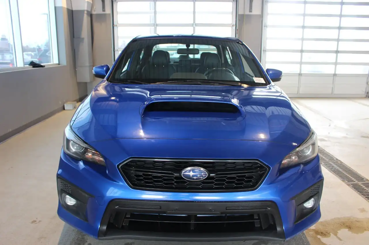 Subaru WRX снимка Subaru WRX