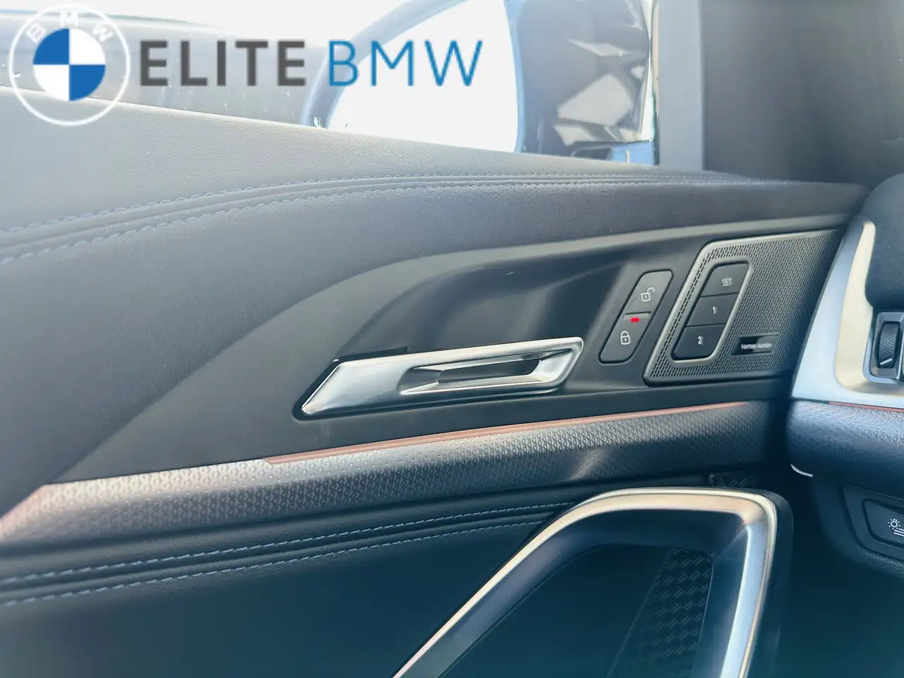 BMW X1 photo BMW X1