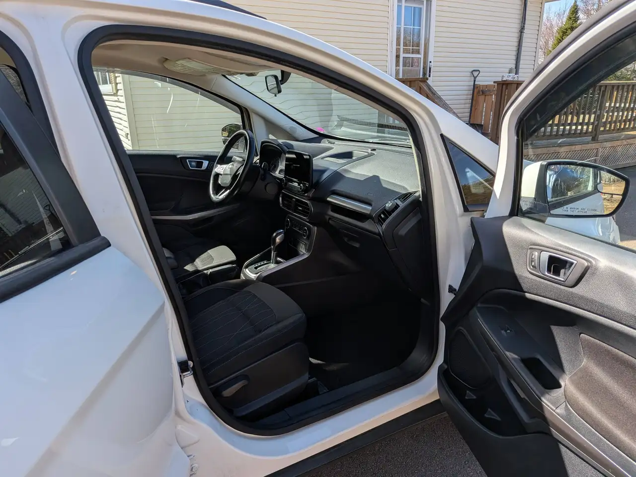 Ford EcoSport photo Ford EcoSport