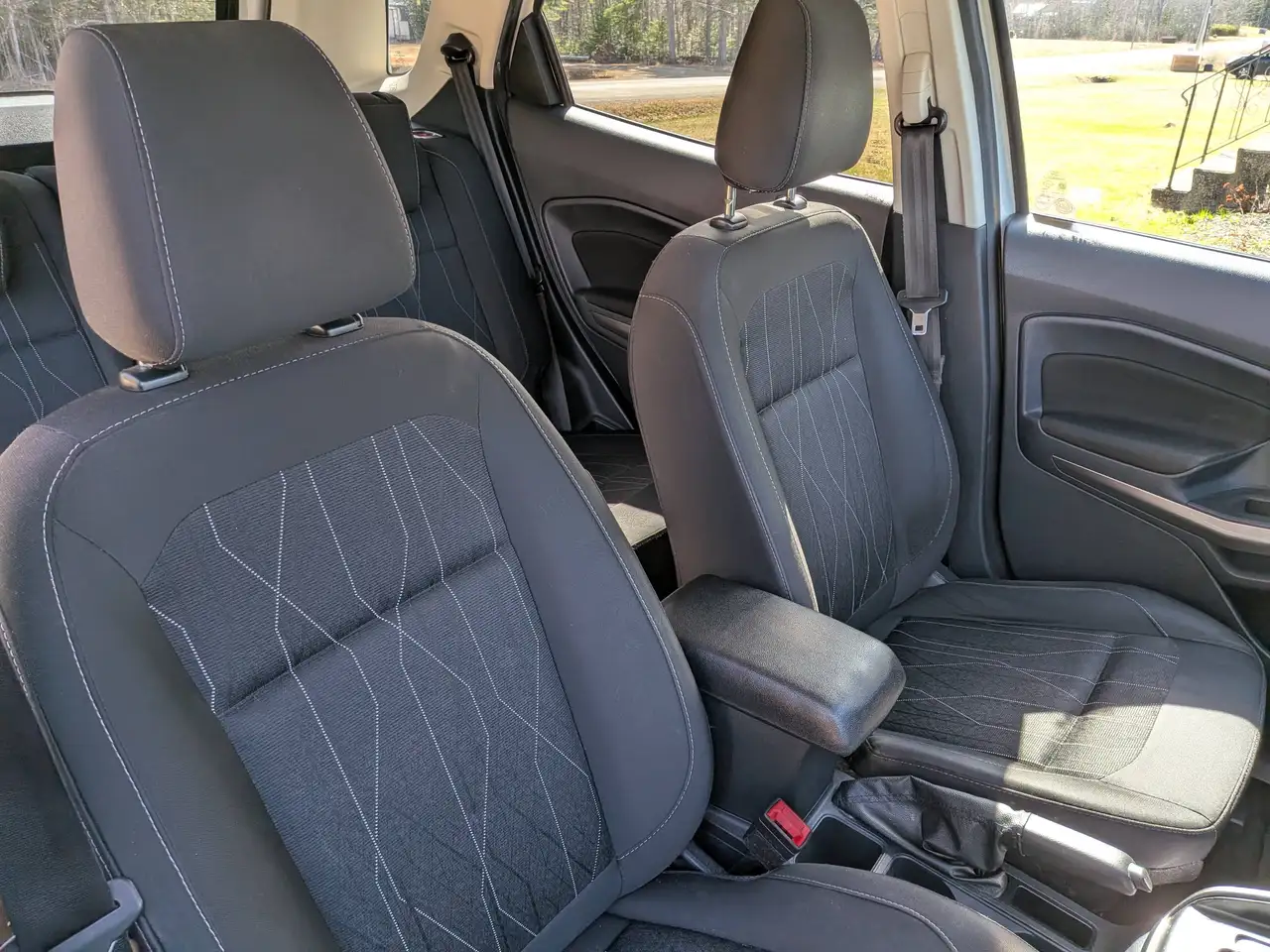 Ford EcoSport photo Ford EcoSport