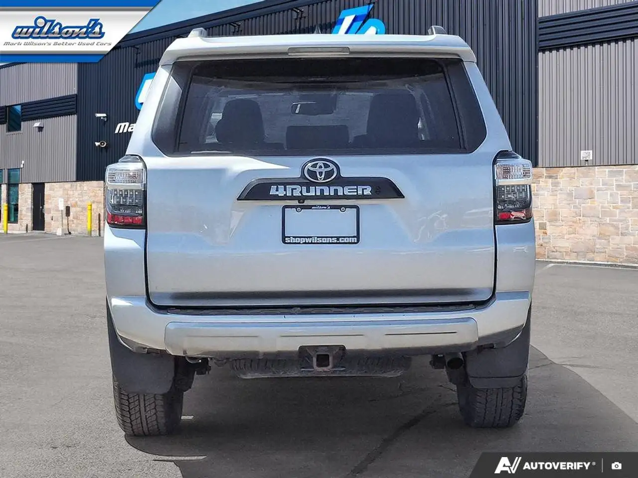 Toyota 4-Runner снимка Toyota 4-Runner