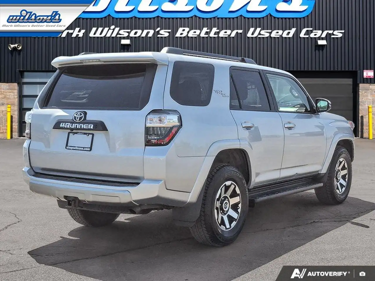 Toyota 4-Runner снимка Toyota 4-Runner
