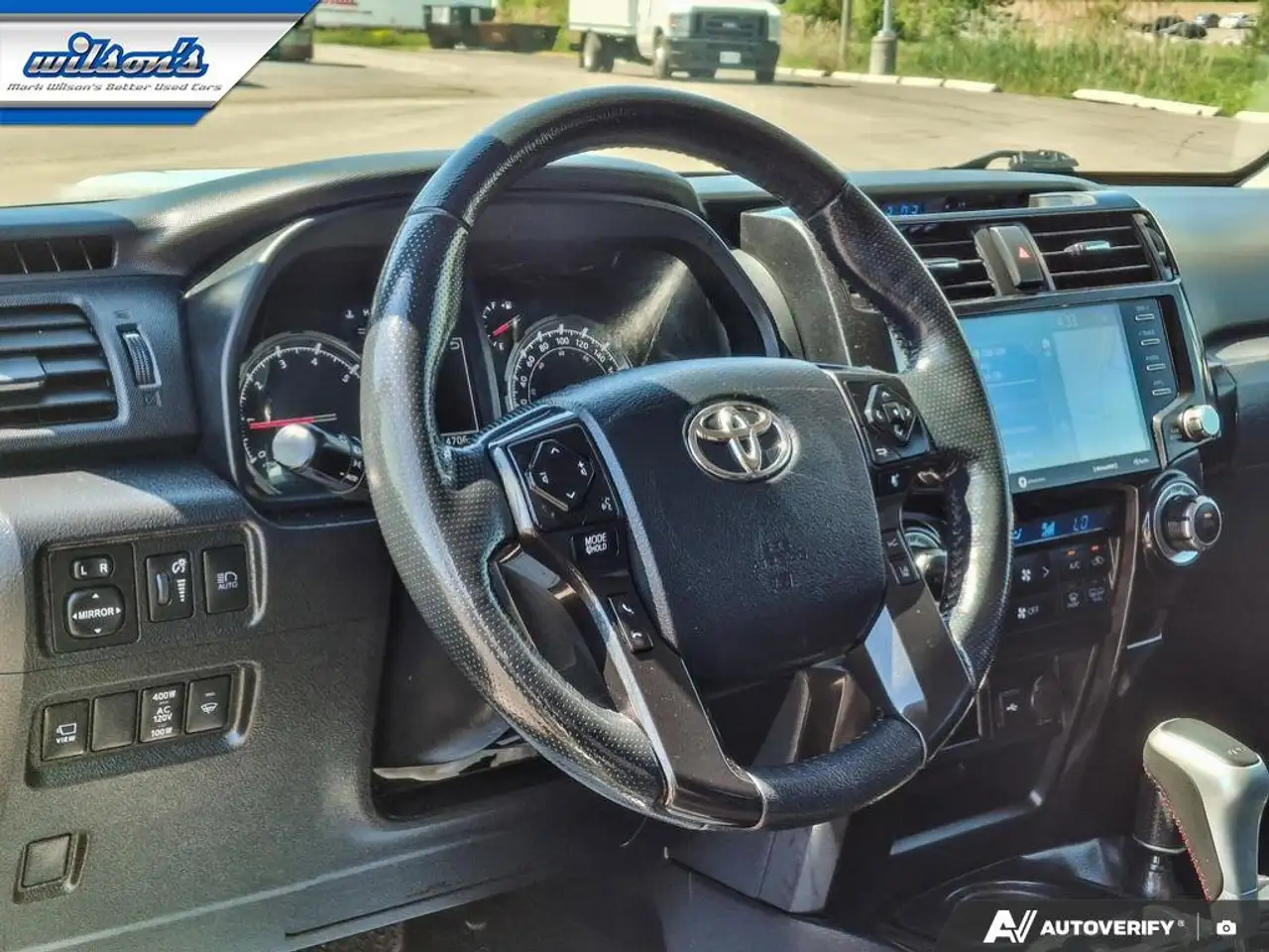 Toyota 4-Runner снимка Toyota 4-Runner