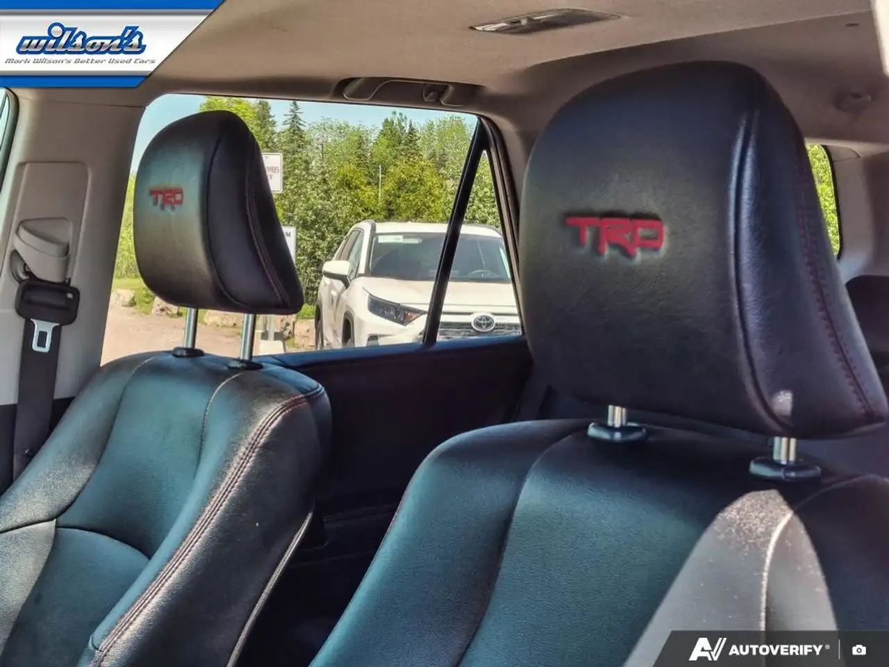Toyota 4-Runner снимка Toyota 4-Runner
