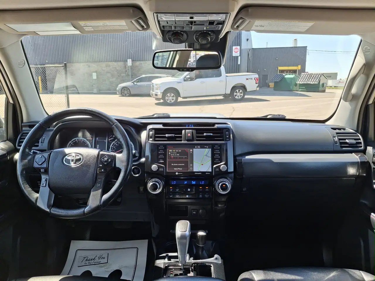 Toyota 4-Runner снимка Toyota 4-Runner