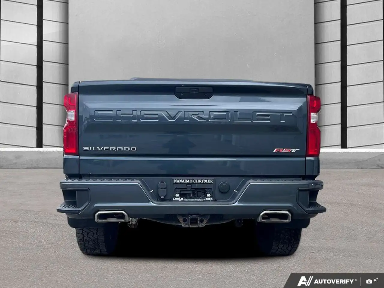 Chevrolet Silverado 1500 снимка Chevrolet Silverado 1500