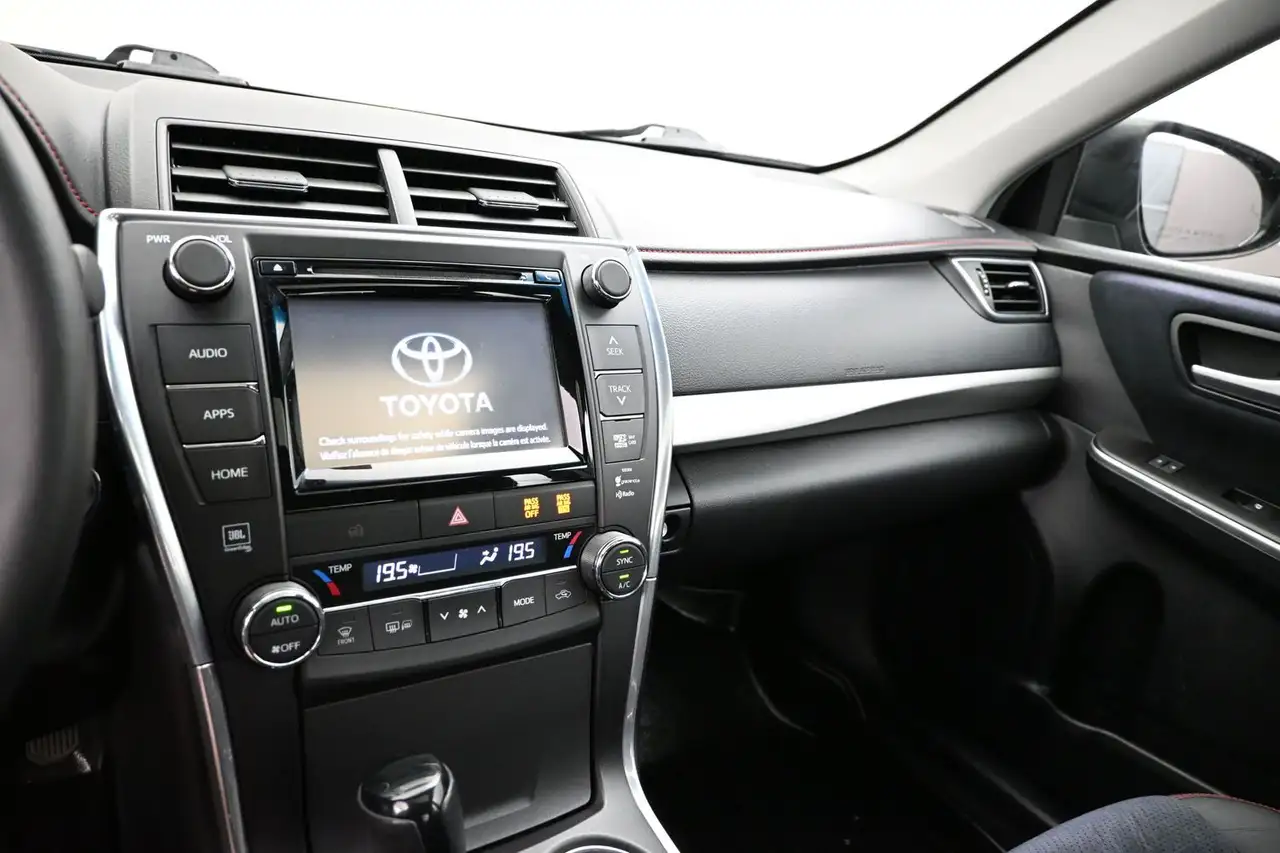 Toyota Camry fotografie Toyota Camry
