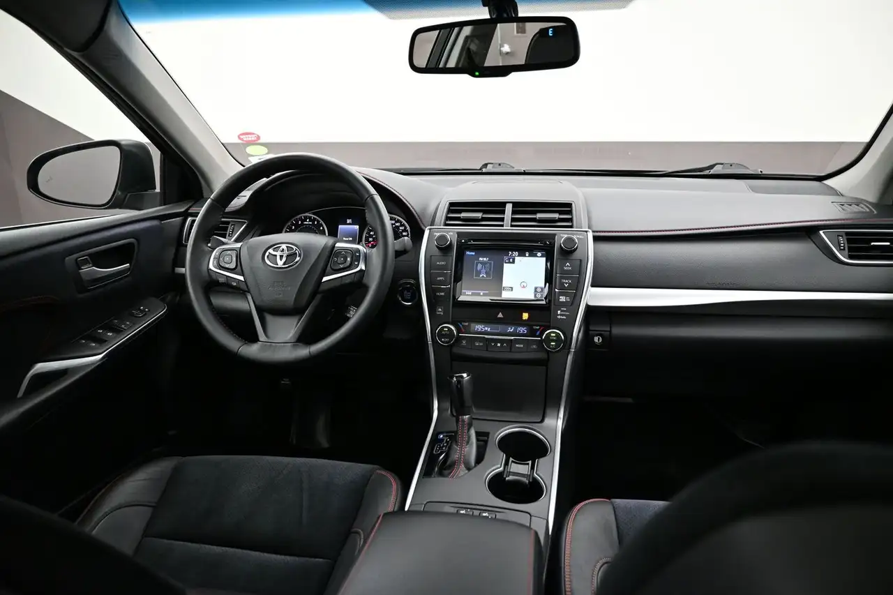 Toyota Camry fotografie Toyota Camry
