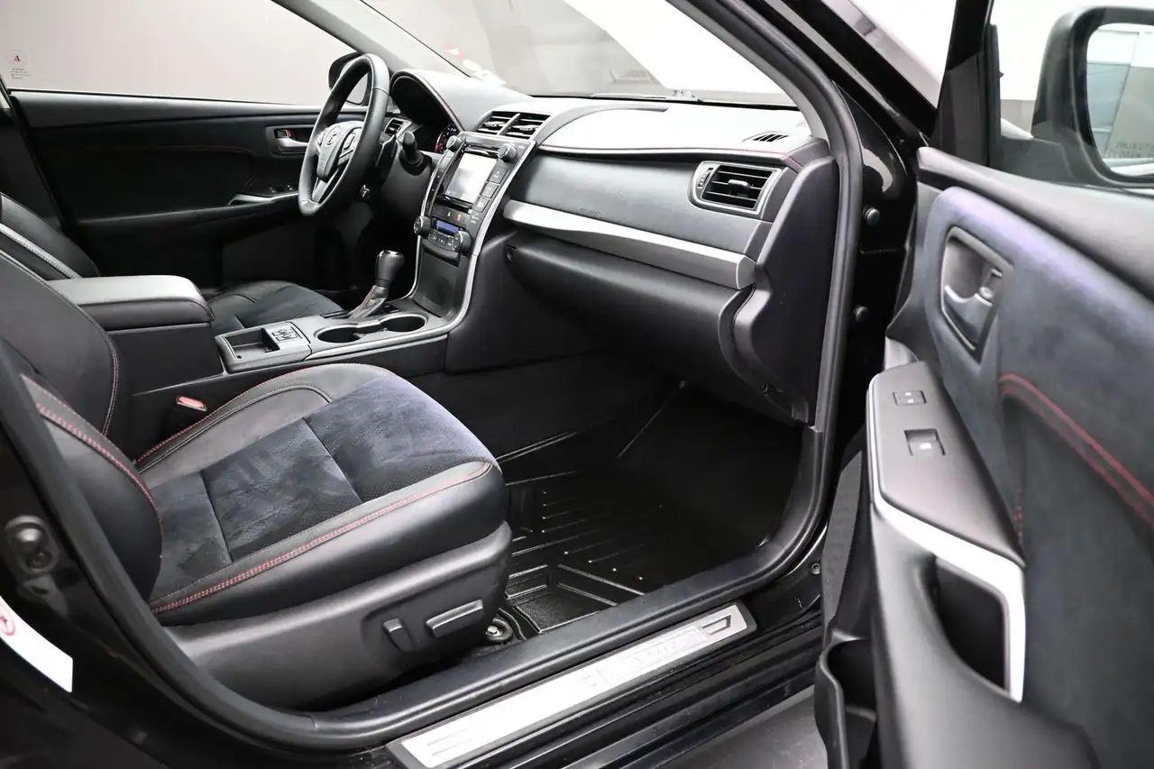 Toyota Camry fotografie Toyota Camry
