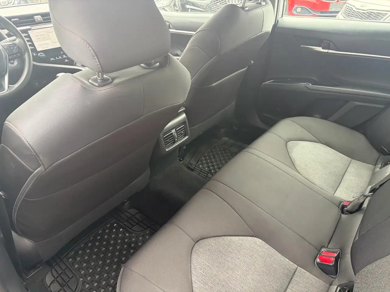 Toyota Camry снимка Toyota Camry