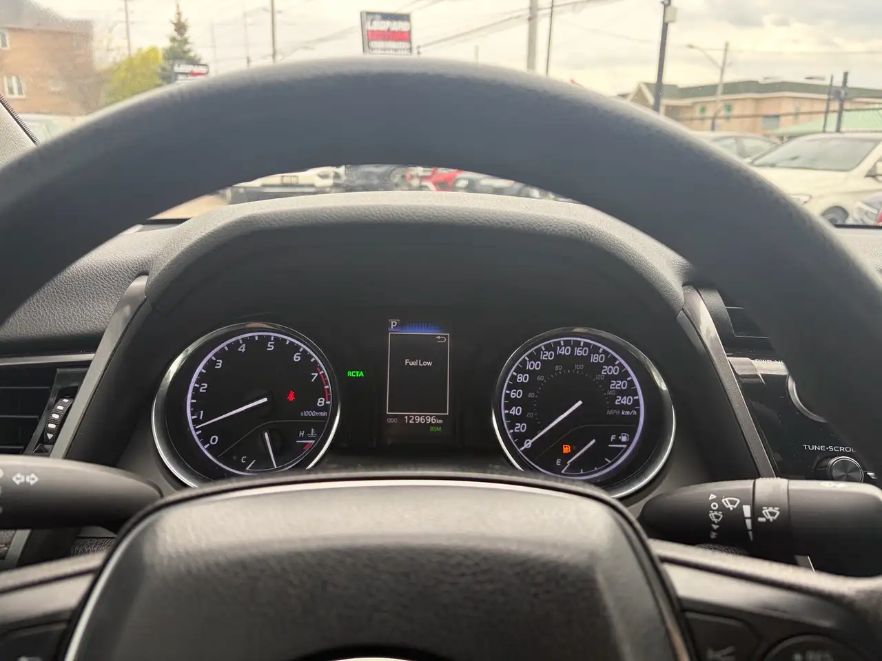 Toyota Camry снимка Toyota Camry