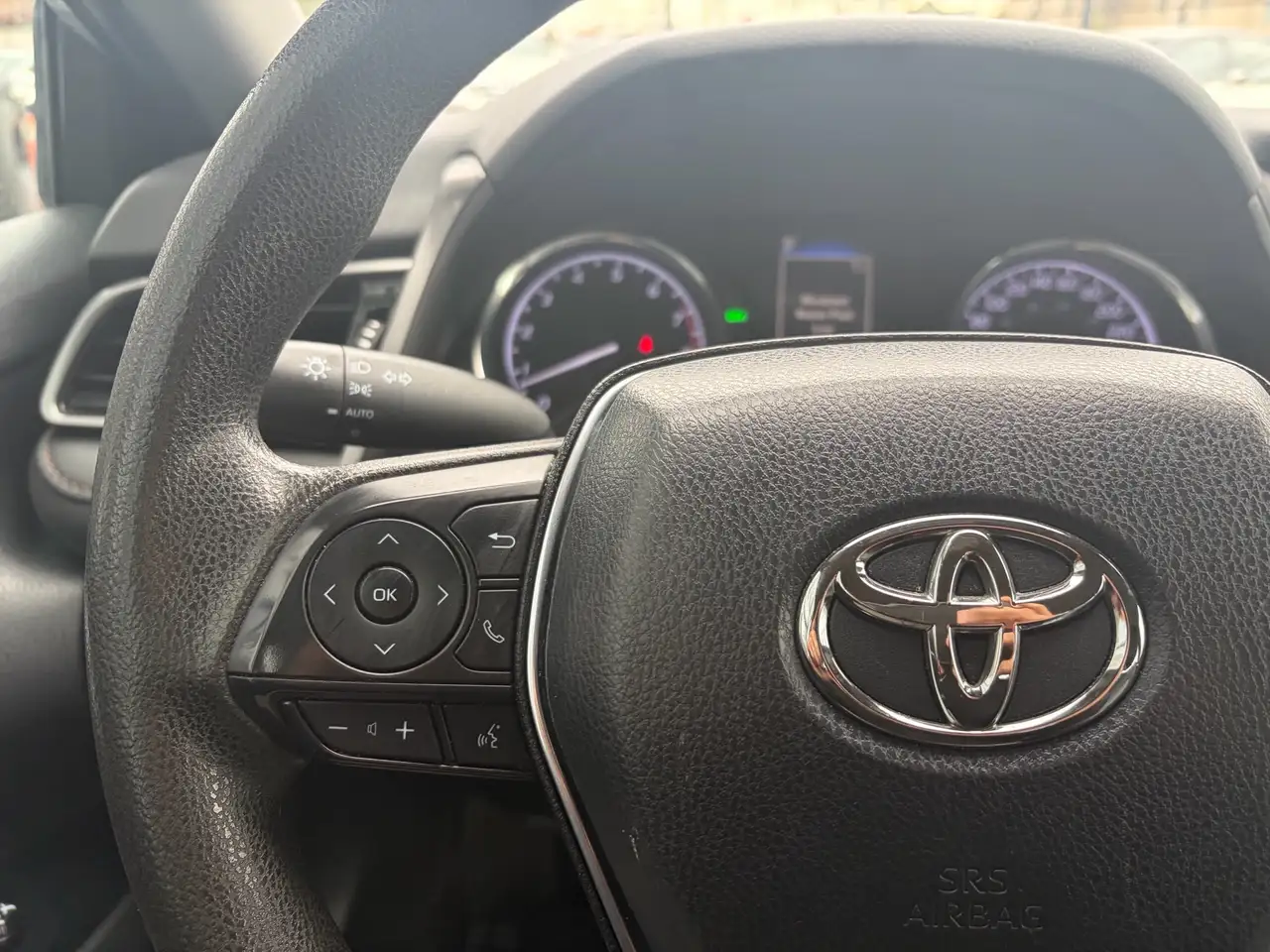 Toyota Camry снимка Toyota Camry