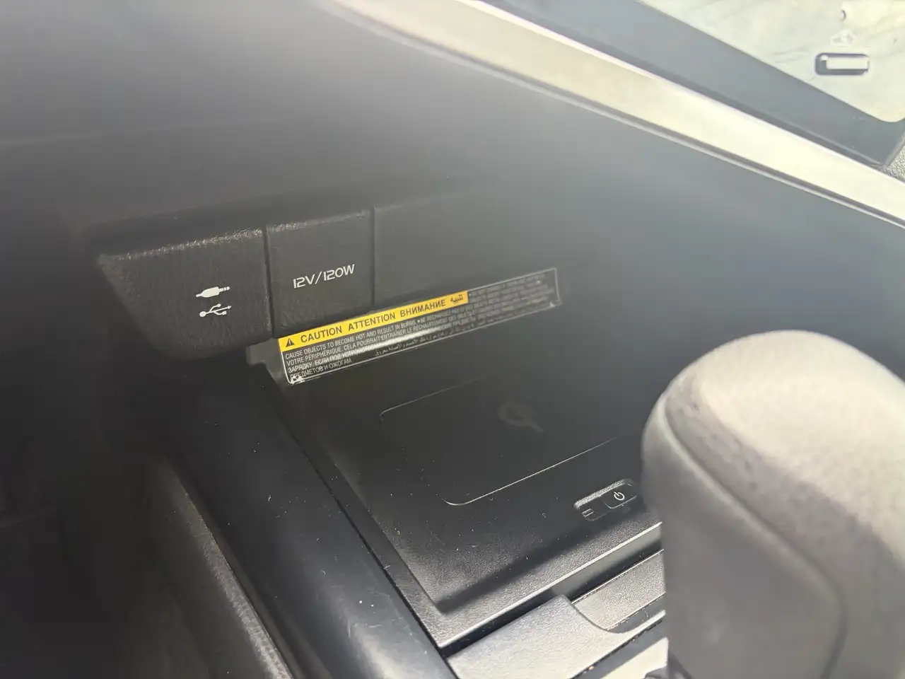 Toyota Camry снимка Toyota Camry