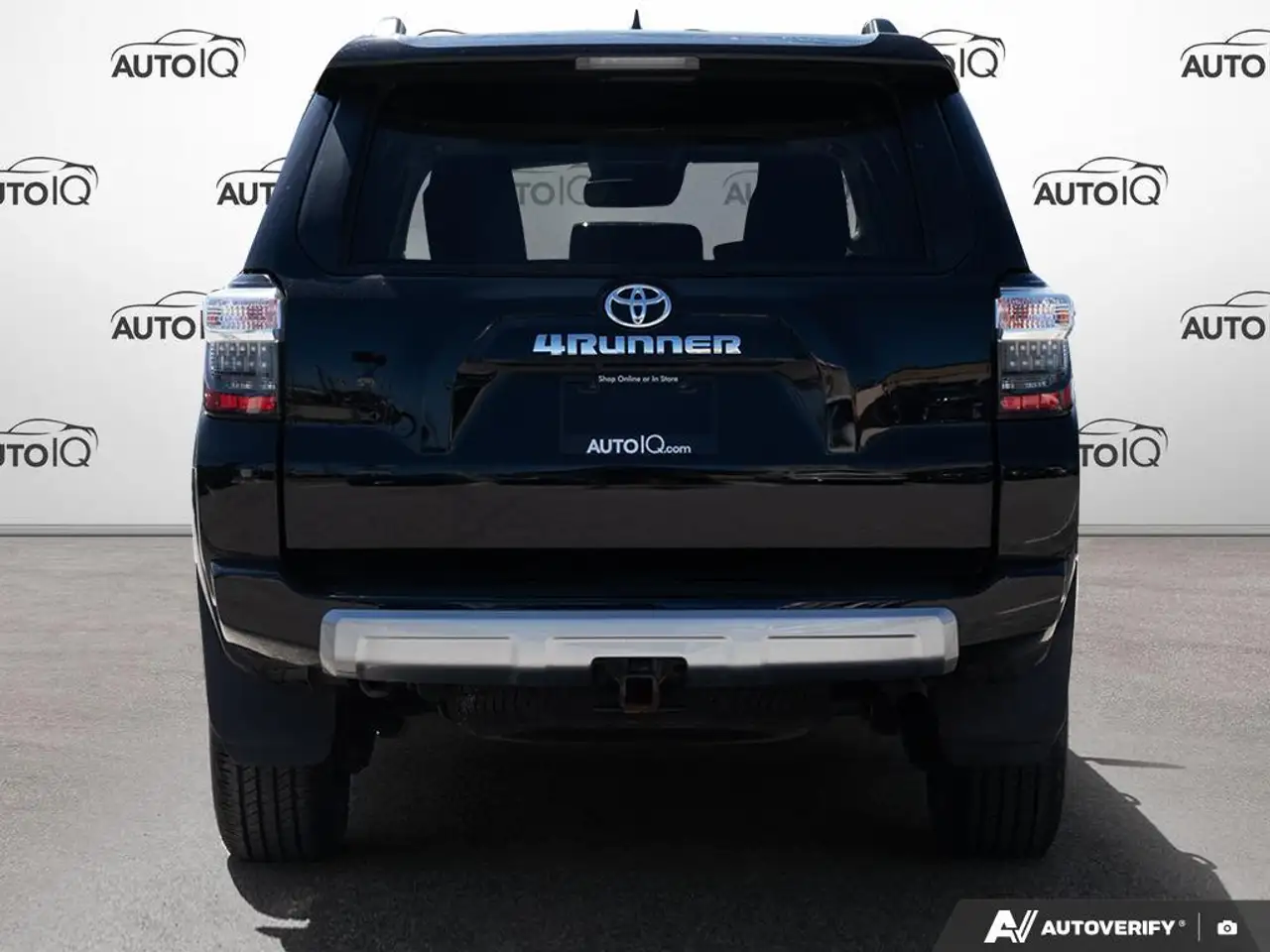 Toyota 4-Runner снимка Toyota 4-Runner