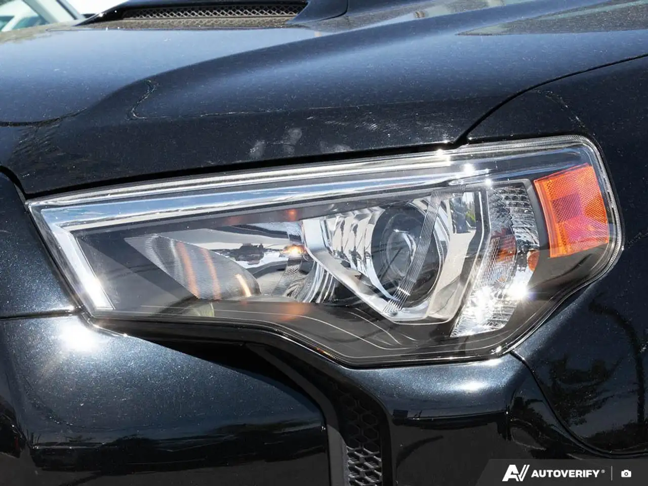 Toyota 4-Runner снимка Toyota 4-Runner