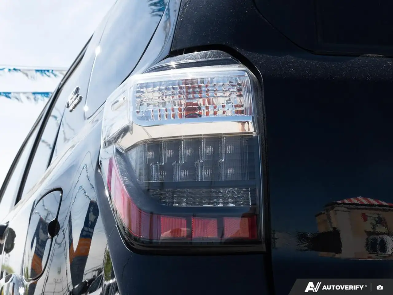 Toyota 4-Runner снимка Toyota 4-Runner
