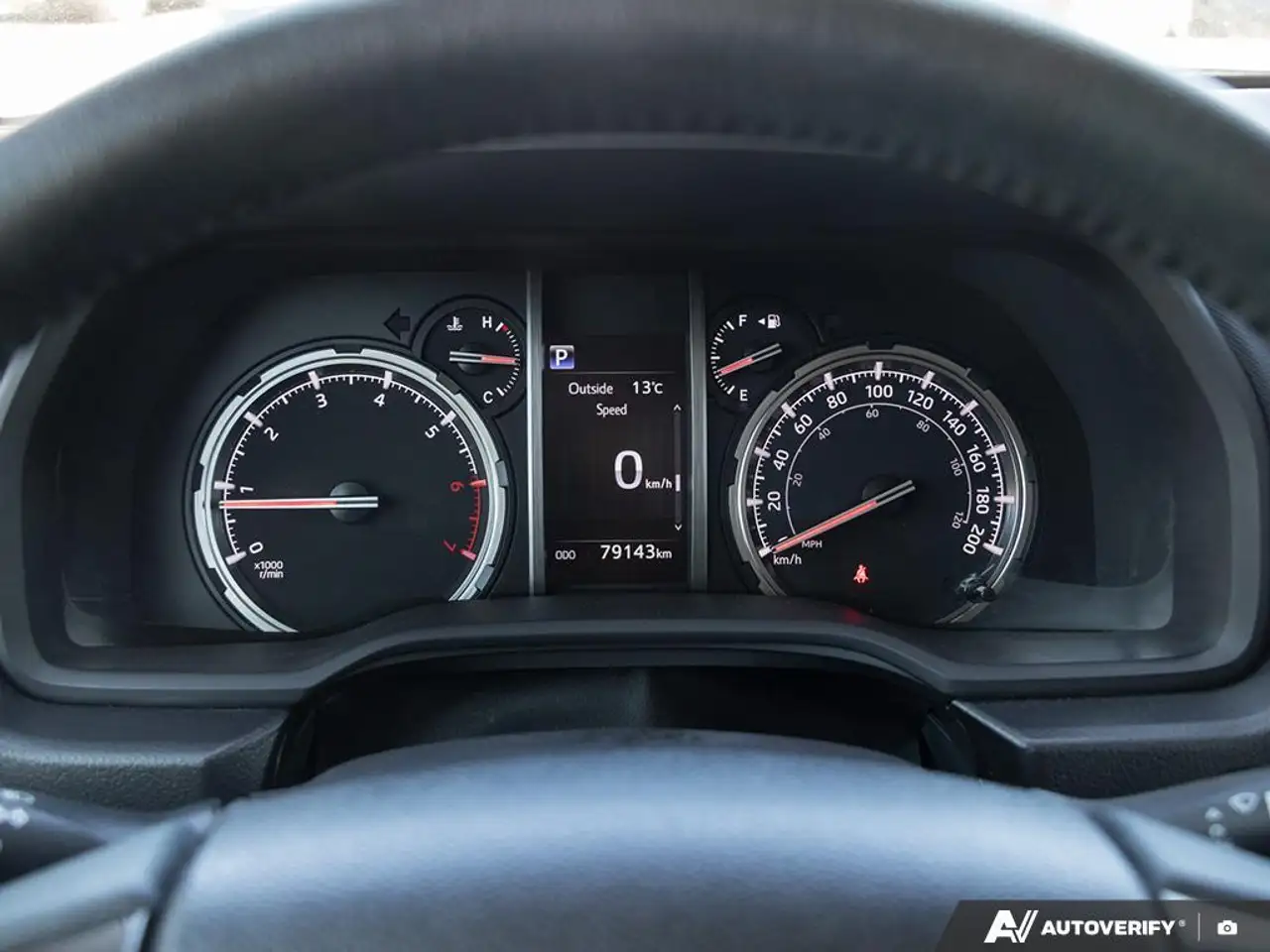 Toyota 4-Runner снимка Toyota 4-Runner