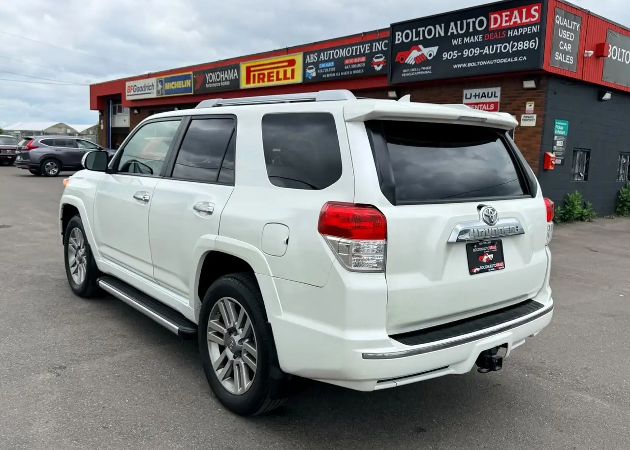 Toyota 4-Runner снимка Toyota 4-Runner