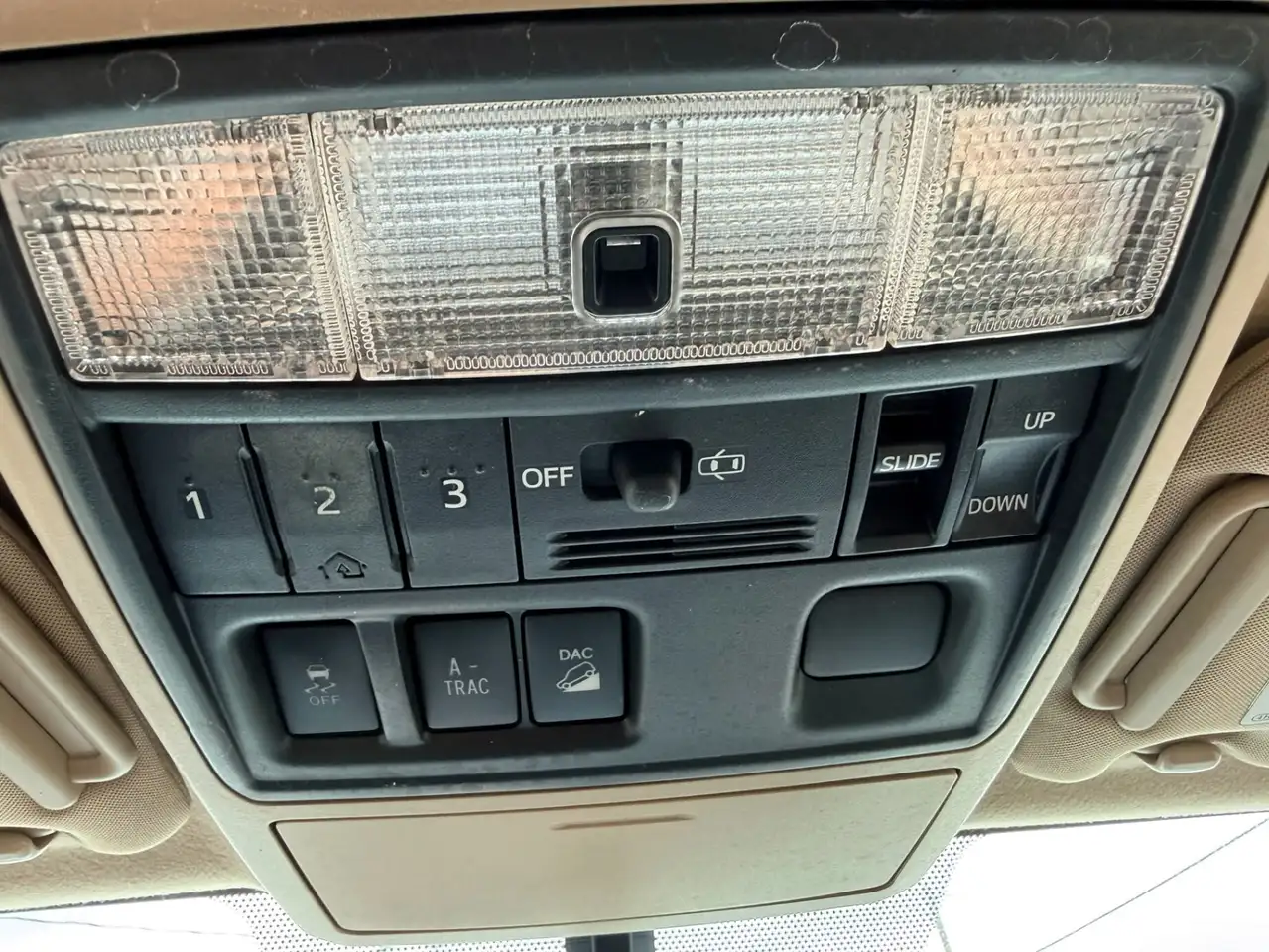 Toyota 4-Runner снимка Toyota 4-Runner