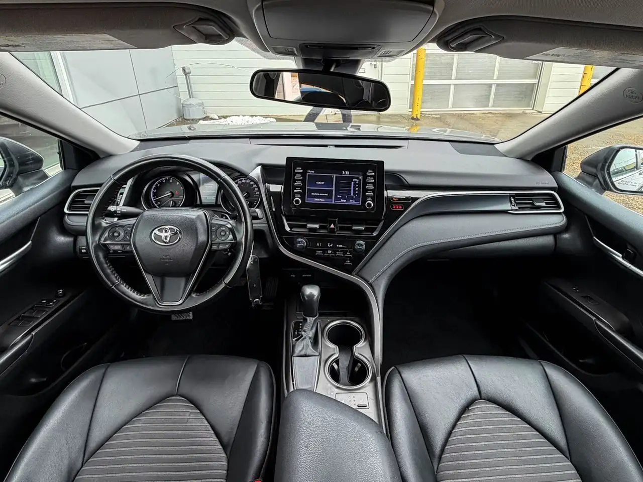 Toyota Camry снимка Toyota Camry