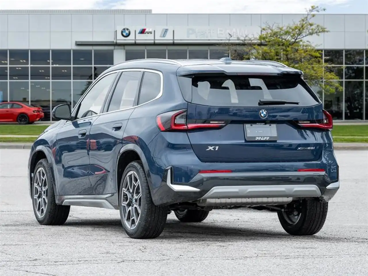 BMW X1 снимка BMW X1