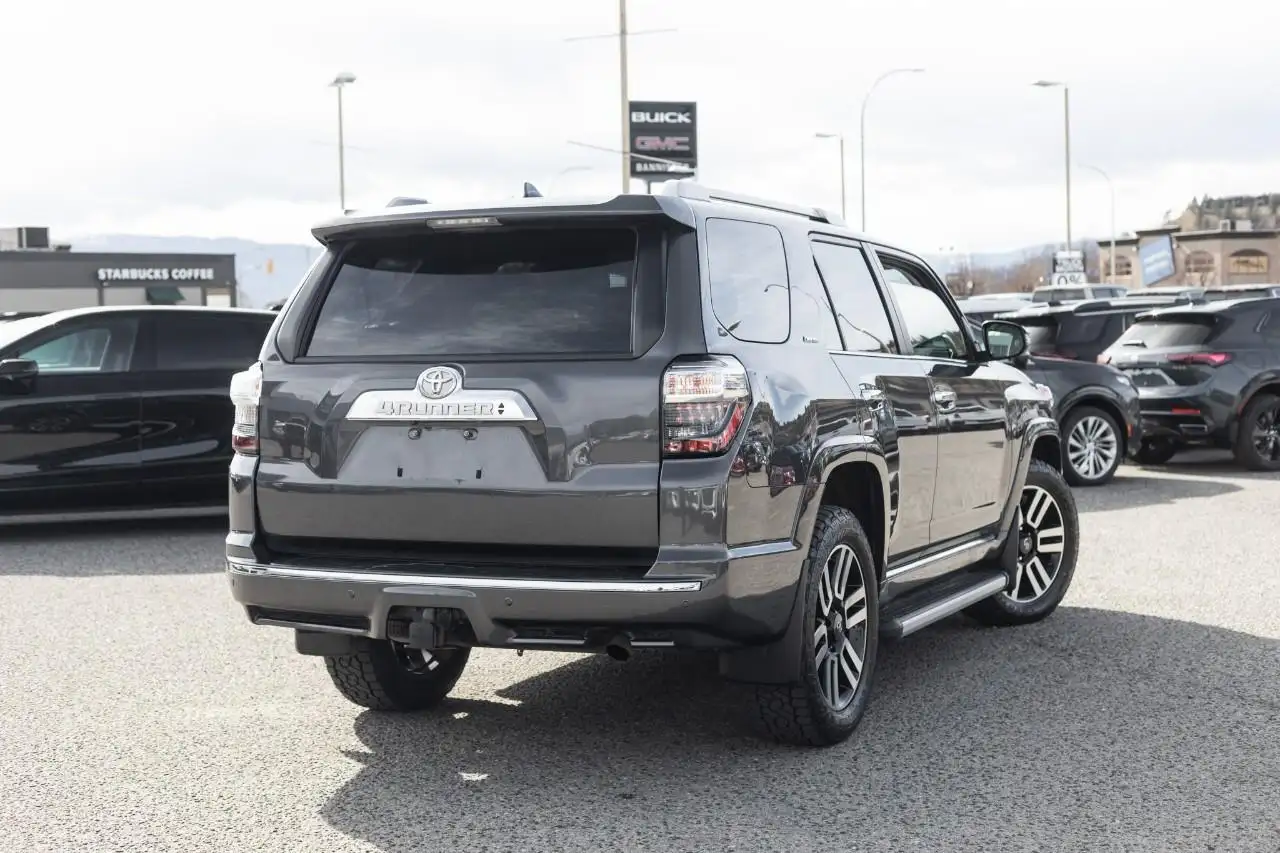 Toyota 4-Runner снимка Toyota 4-Runner
