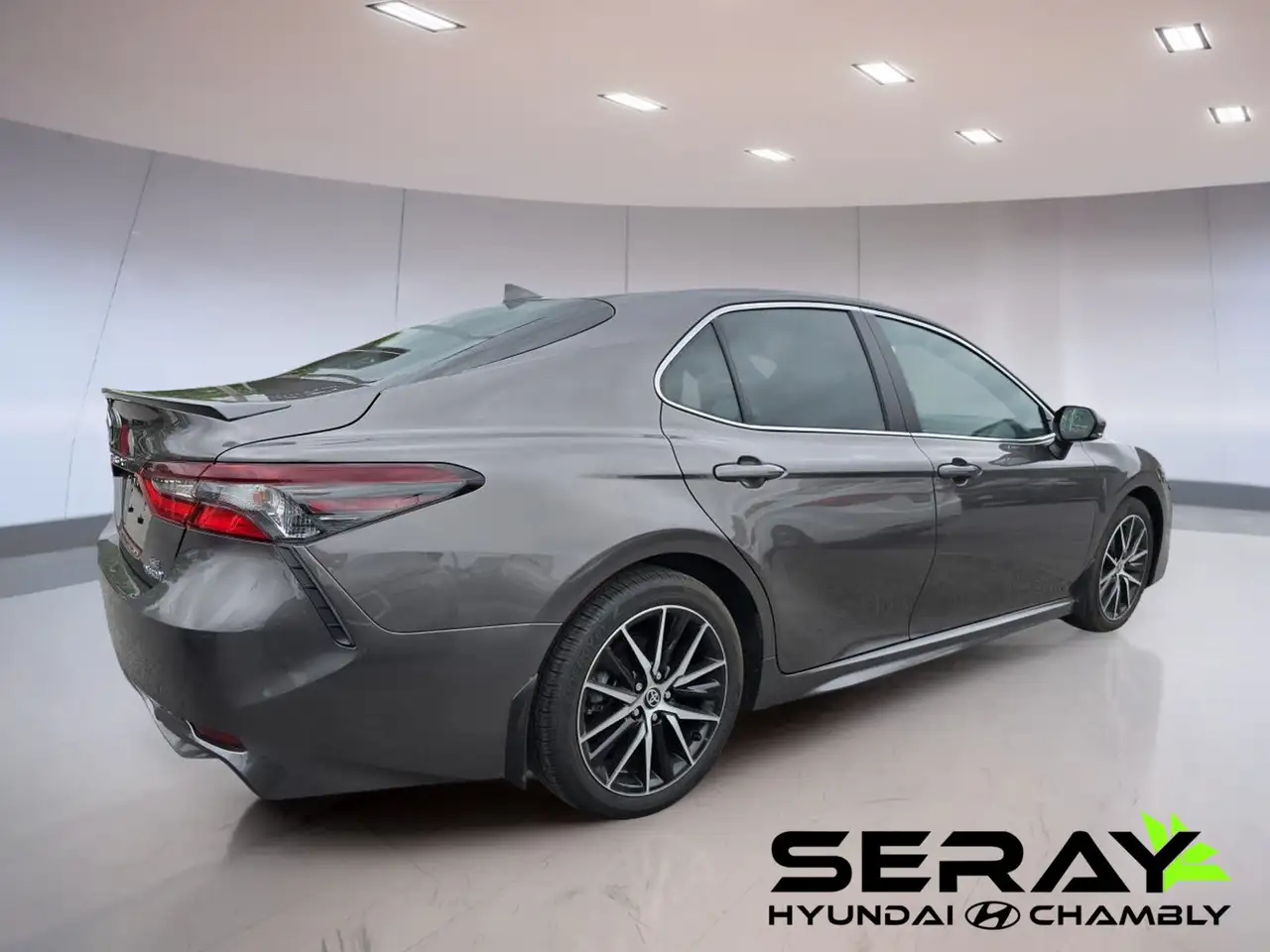 Toyota Camry снимка Toyota Camry