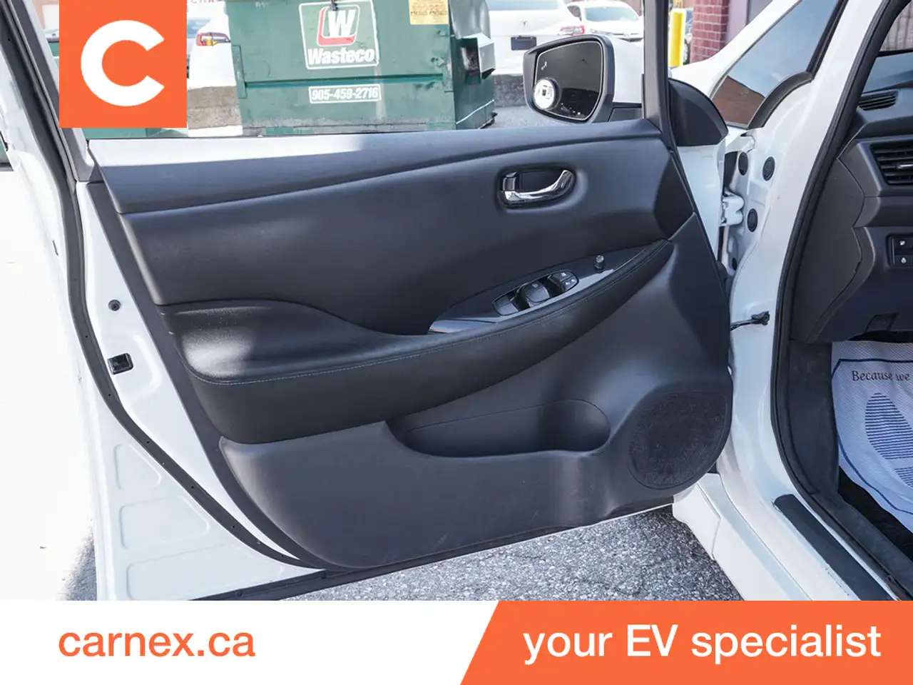 Nissan Leaf снимка Nissan Leaf