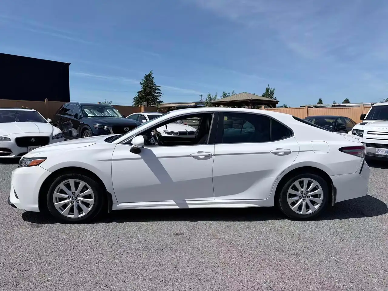 Toyota Camry снимка Toyota Camry