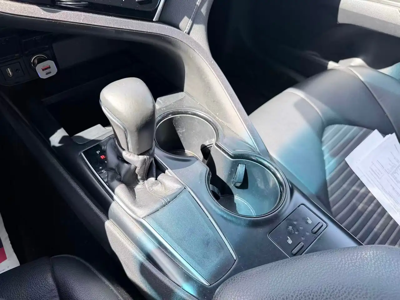 Toyota Camry снимка Toyota Camry