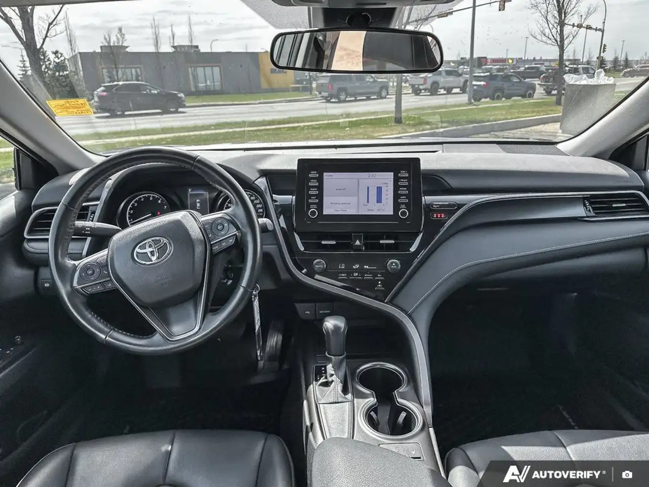 Toyota Camry снимка Toyota Camry