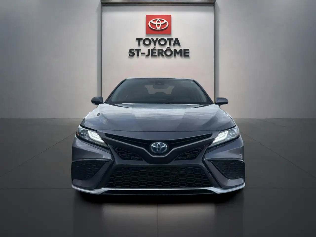 Toyota Camry снимка Toyota Camry
