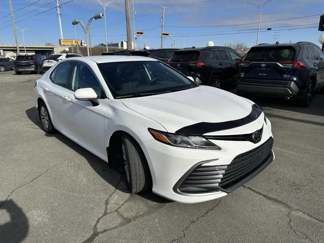 Toyota Camry снимка Toyota Camry