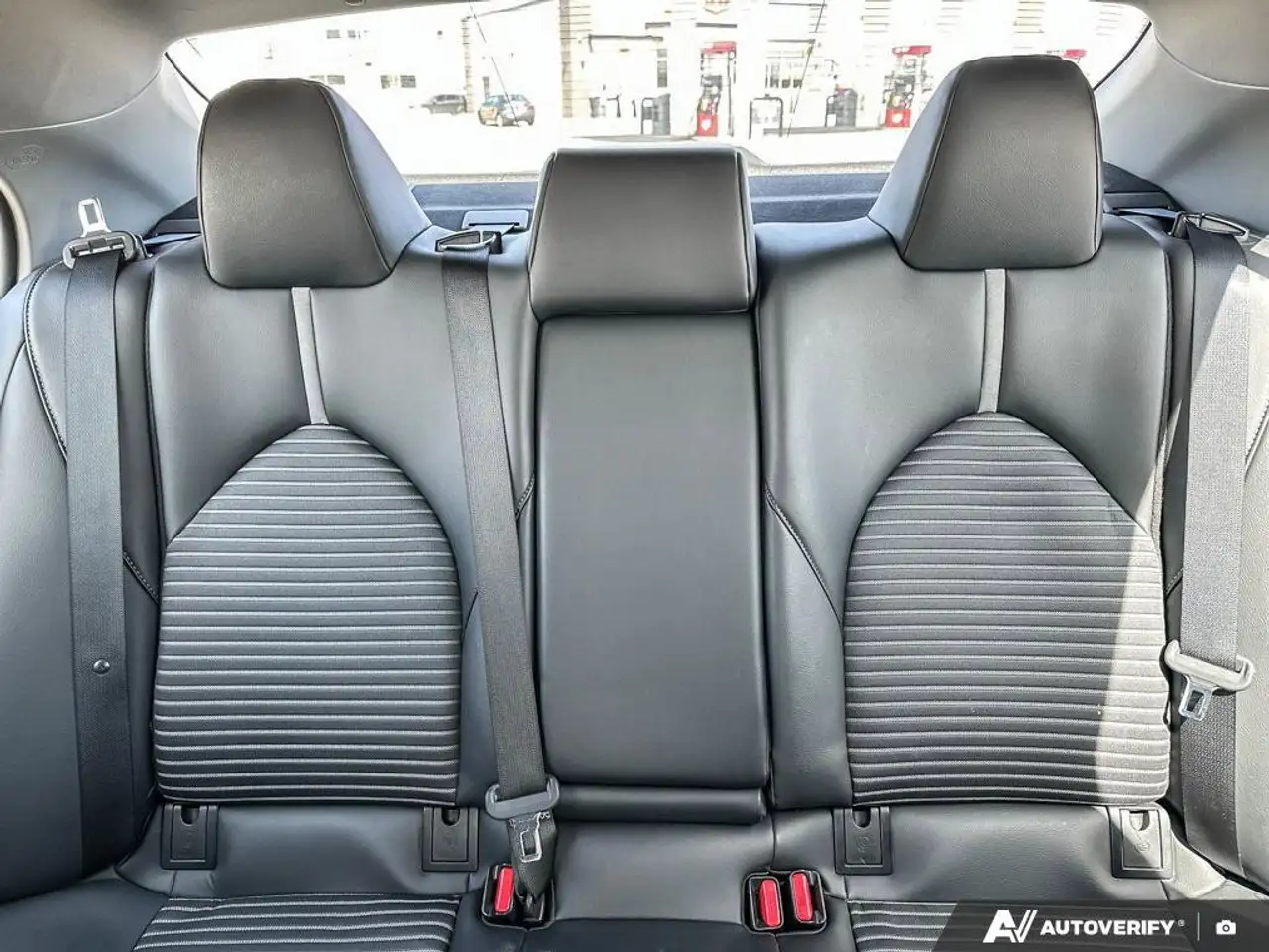 Toyota Camry снимка Toyota Camry