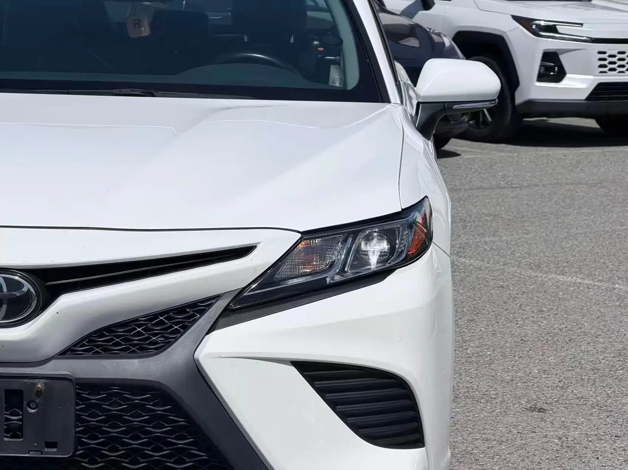 Toyota Camry снимка Toyota Camry