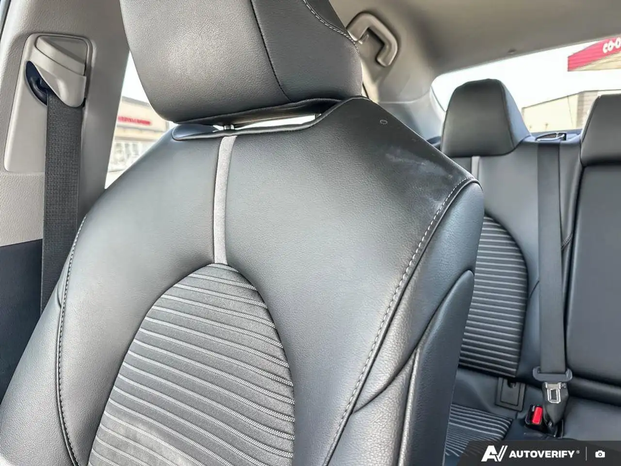 Toyota Camry снимка Toyota Camry
