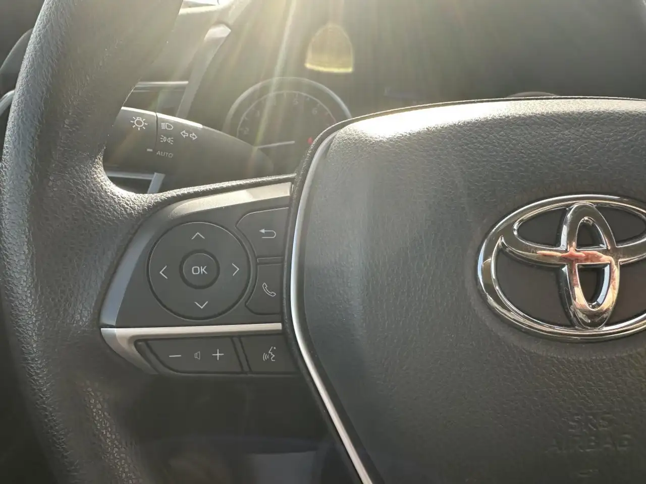 Toyota Camry снимка Toyota Camry