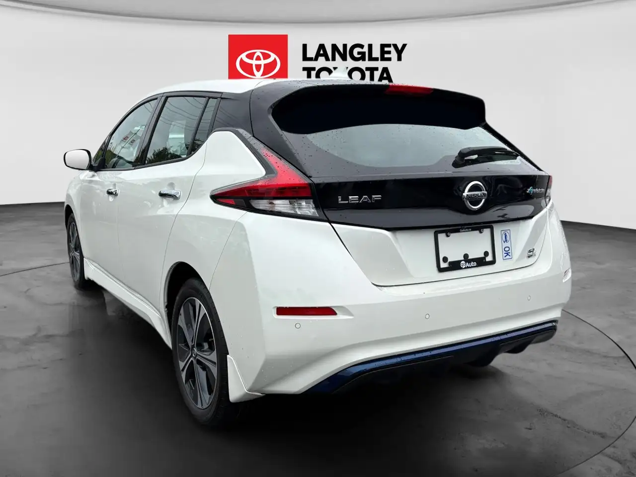Nissan Leaf снимка Nissan Leaf