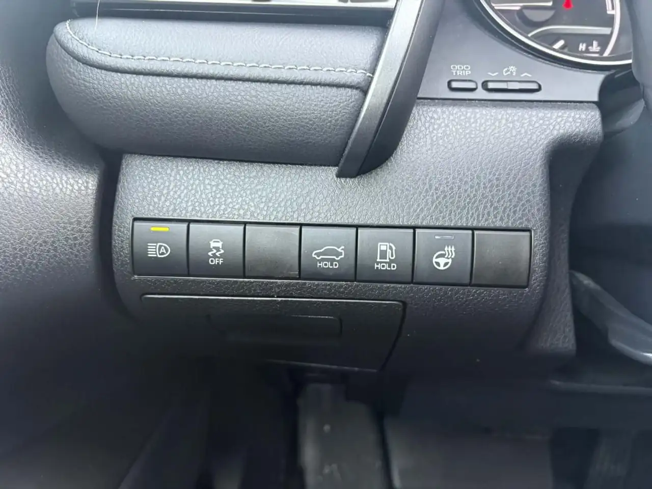Toyota Camry снимка Toyota Camry