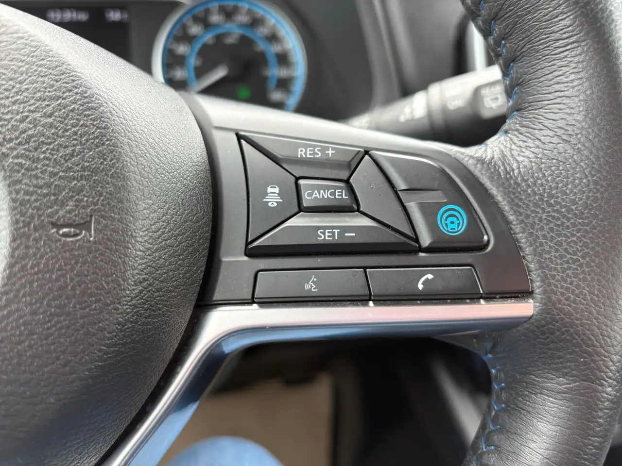 Nissan Leaf снимка Nissan Leaf
