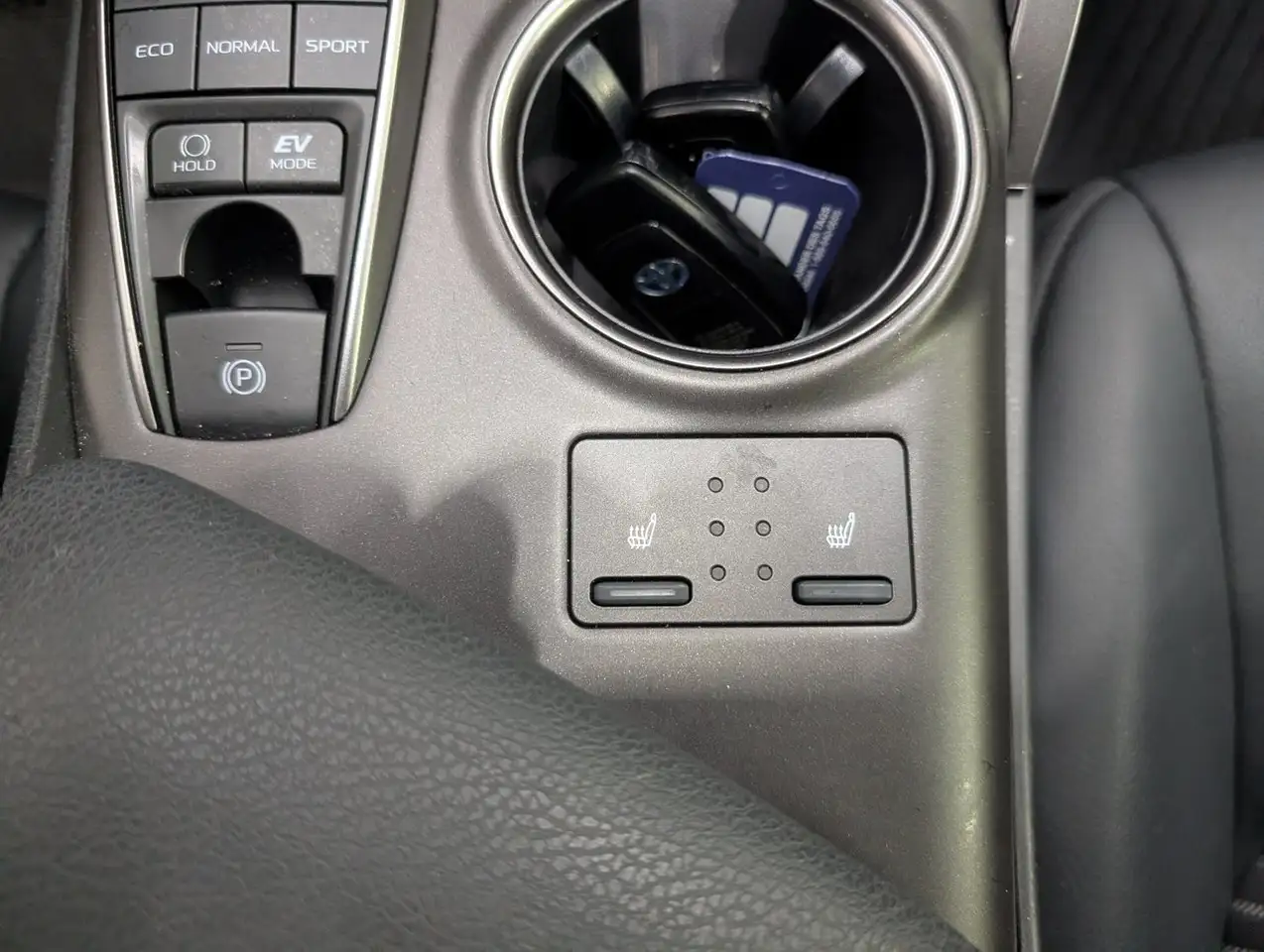 Toyota Camry снимка Toyota Camry