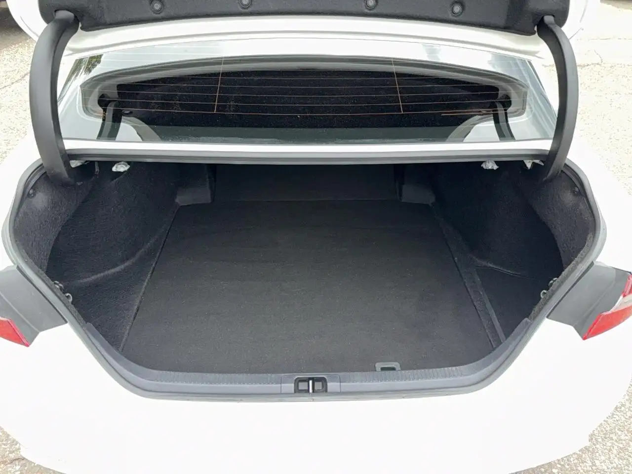 Toyota Camry снимка Toyota Camry