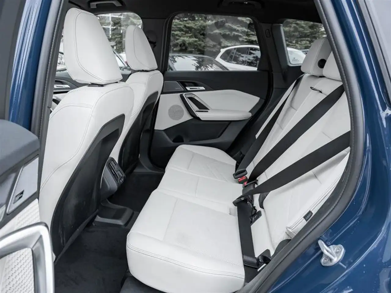 BMW X1 снимка BMW X1