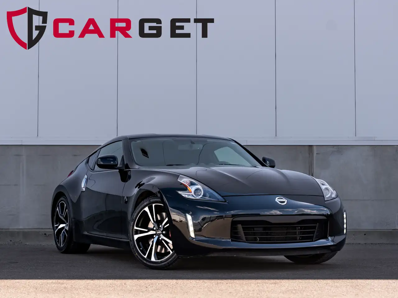 Nissan 370Z снимка Nissan 370Z
